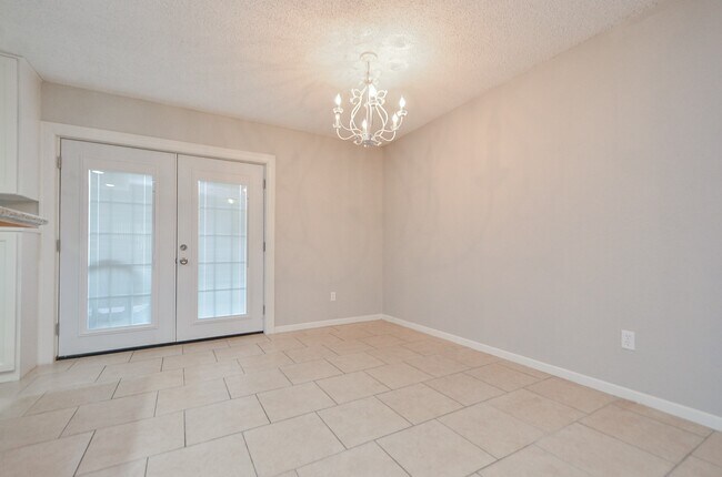 Building Photo - 1853 Witte Rd