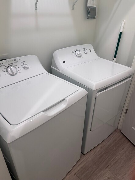 Building Photo - 200 Taylor Cottage Cv