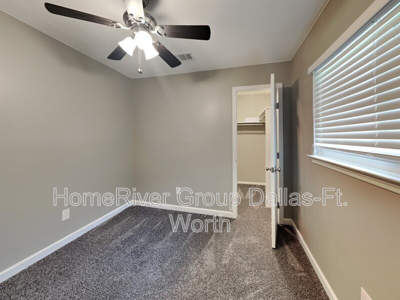 Building Photo - 600 British Ct