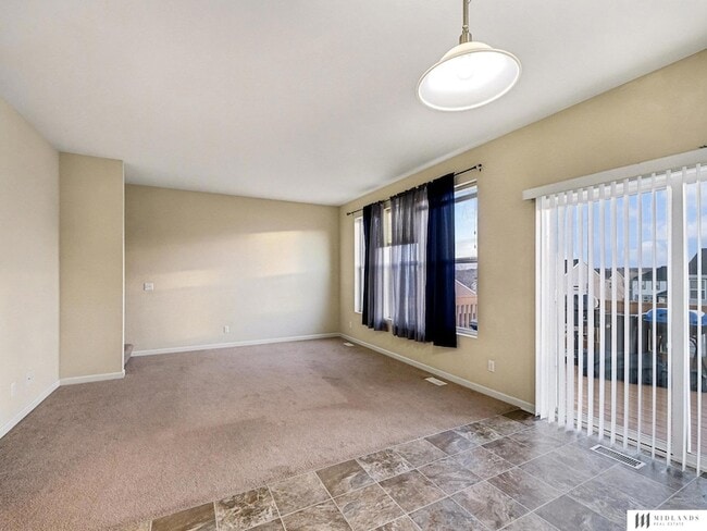 Building Photo - 8417 S 65th St