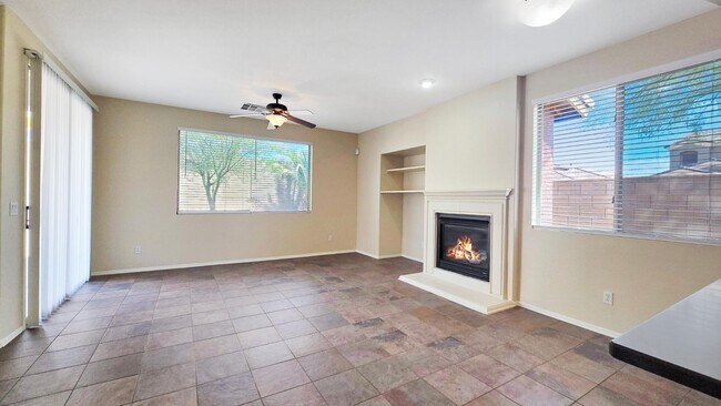 Building Photo - 13395 S 176th Ln