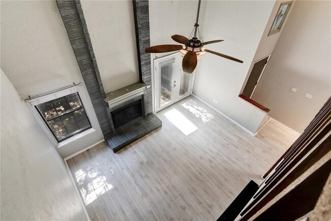 Building Photo - 1010 W Rundberg Ln