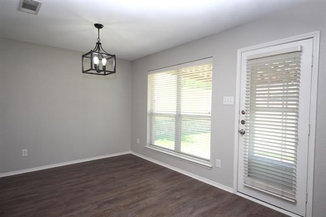 Building Photo - 2 Wrexgate Ct