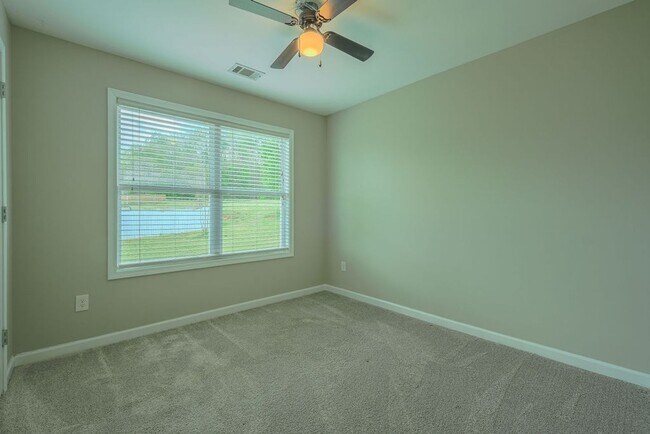 Building Photo - 77 Gray Field Ct