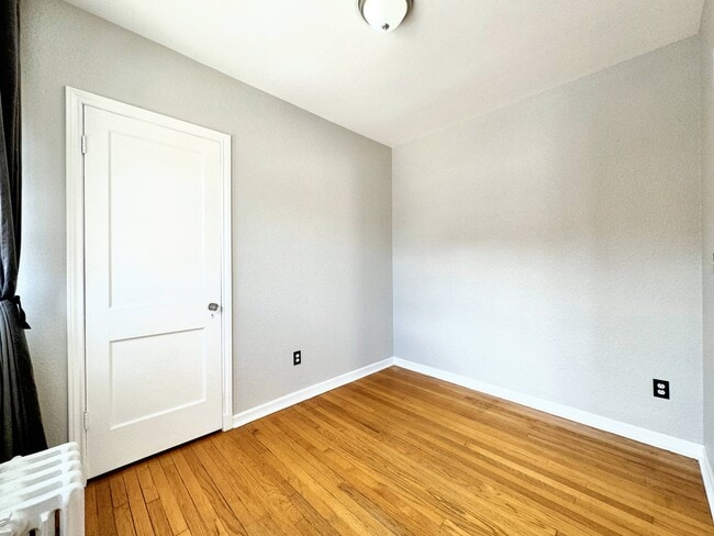 Building Photo - 1528 N Emerson Street Unit 7, Denver CO, 8...