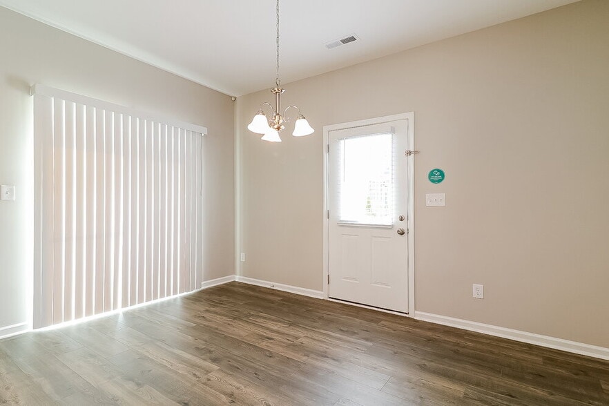 Building Photo - 52 Rosemary St