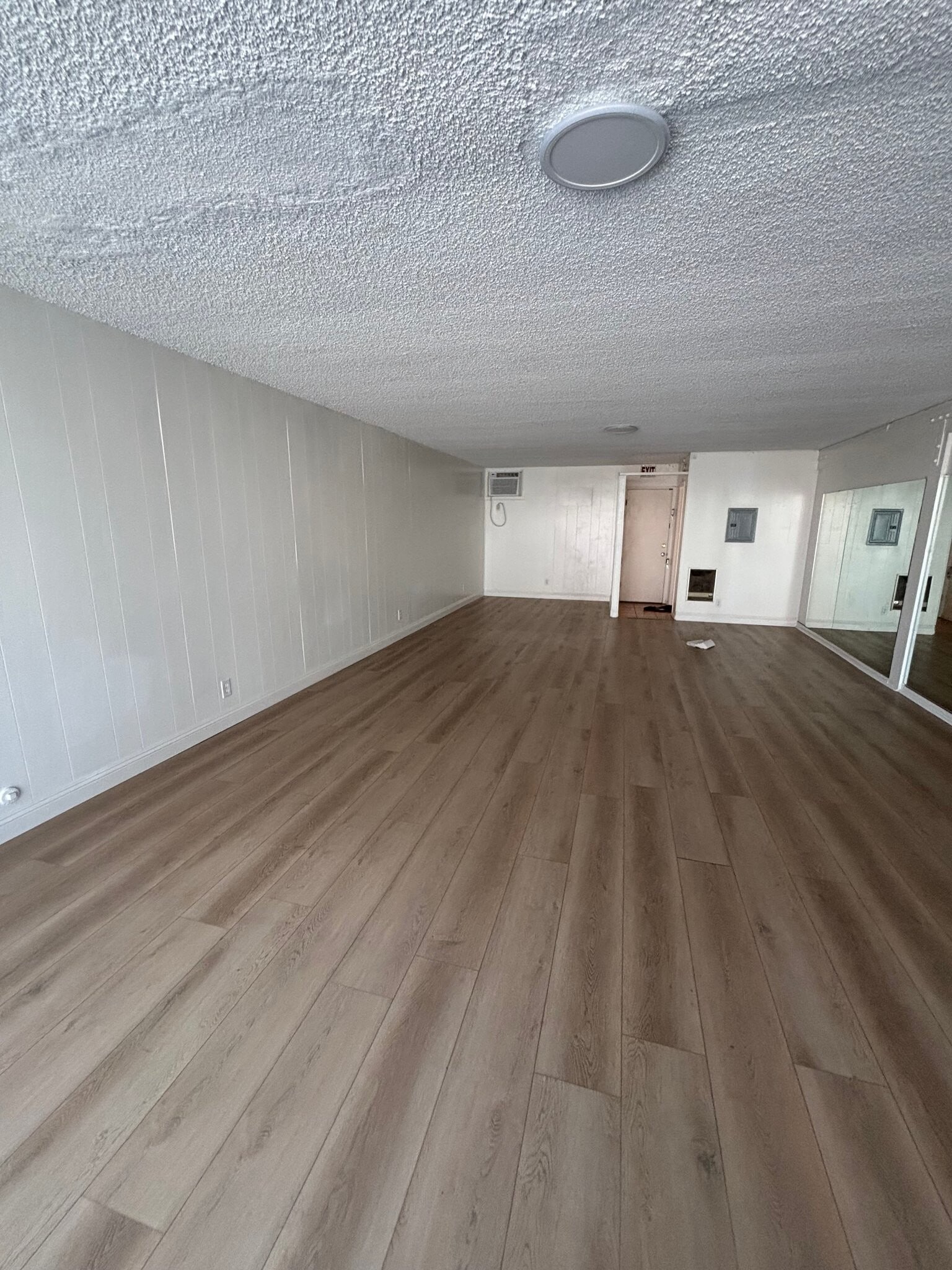 Building Photo - 1032 Redondo Ave