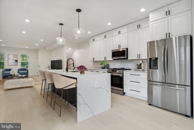 Building Photo - 1232 Trinidad Ave NE