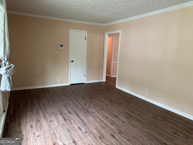 Building Photo - 827 San Miguel Dr