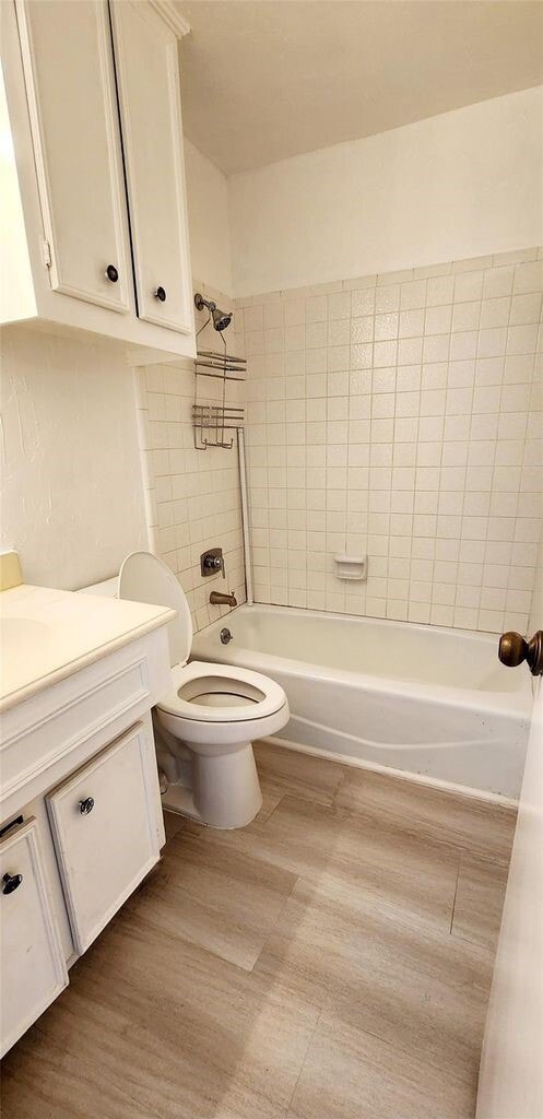 Building Photo - 3608 Avenue R