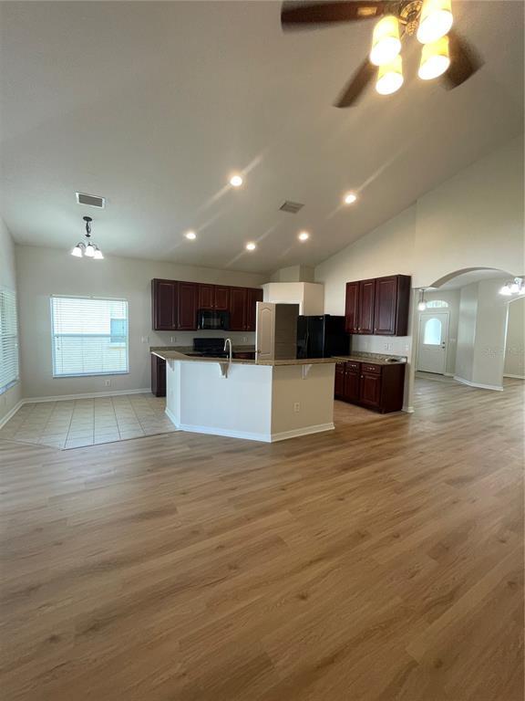 Building Photo - 3849 Washburn Pl