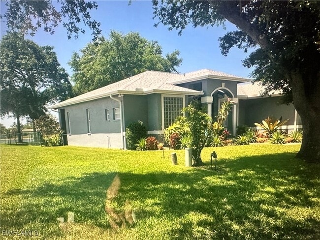 Building Photo - 701 Meyer Dr
