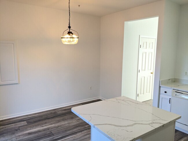 Building Photo - 6516 Daytona Ct