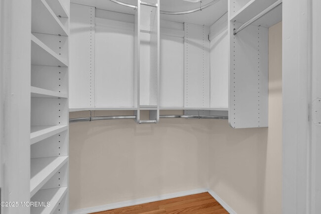 Building Photo - 31 Lexington Ct