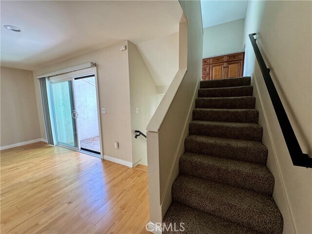 Building Photo - 594 W Huntington Dr