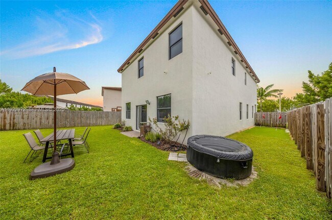 Building Photo - 268 NE 210th Way