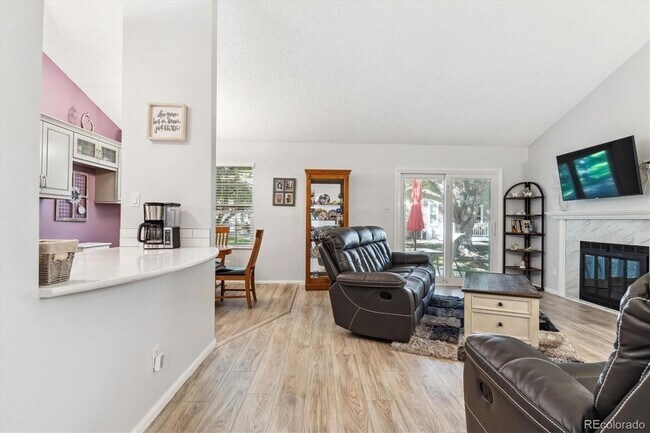 Building Photo - 8468 Everett Way