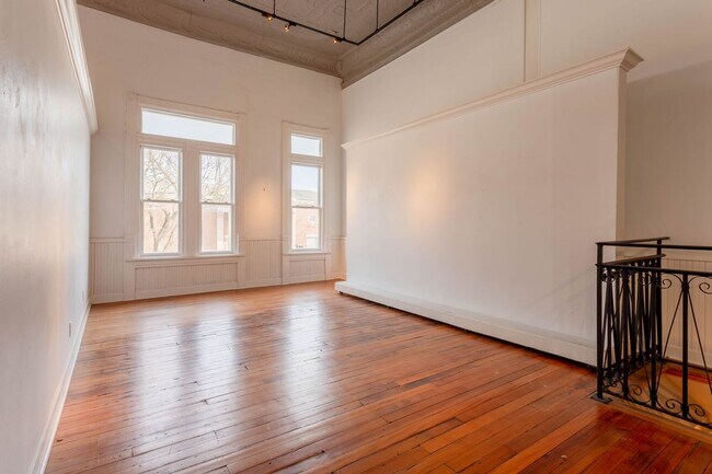 Building Photo - Cook Building (CB)