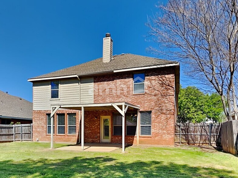 Building Photo - 2847 Park Springs Dr