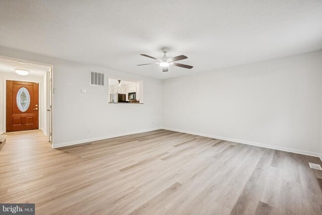 Building Photo - 29 Wagon Wheel Dr