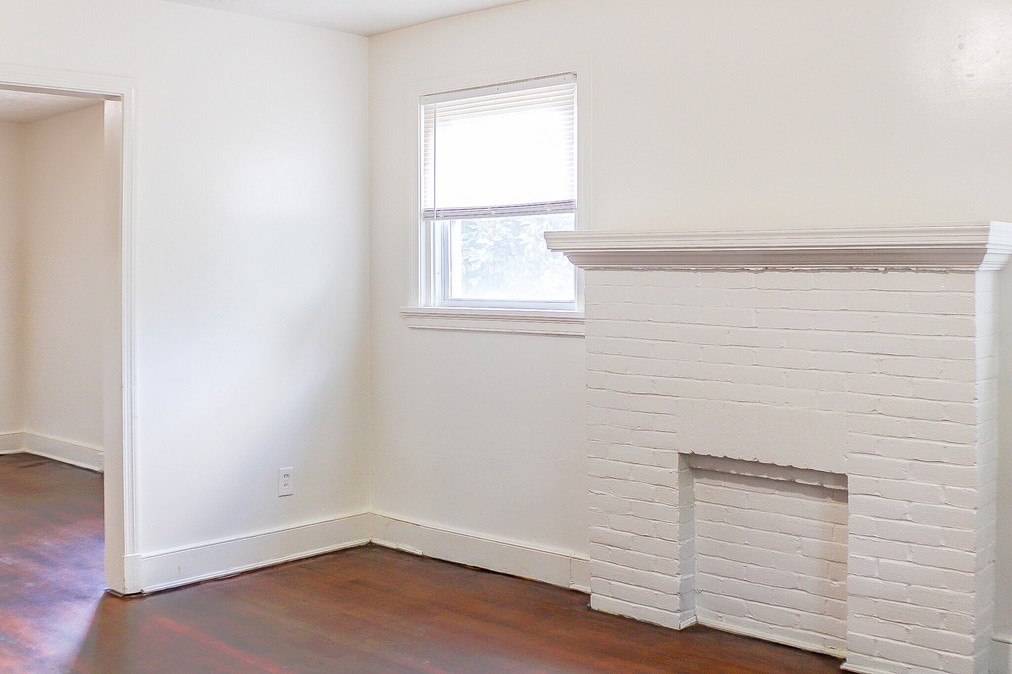 Building Photo - 1407 Chambers St