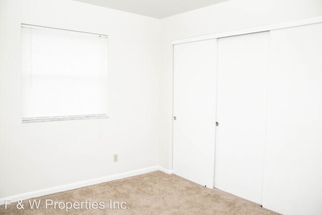 Building Photo - 1392 Bryden Rd