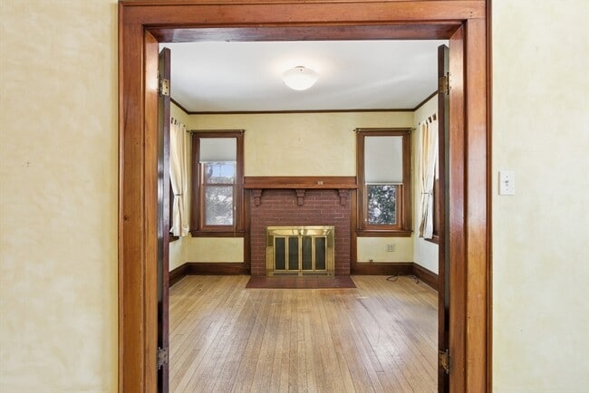 Building Photo - 7 Clyde Rd