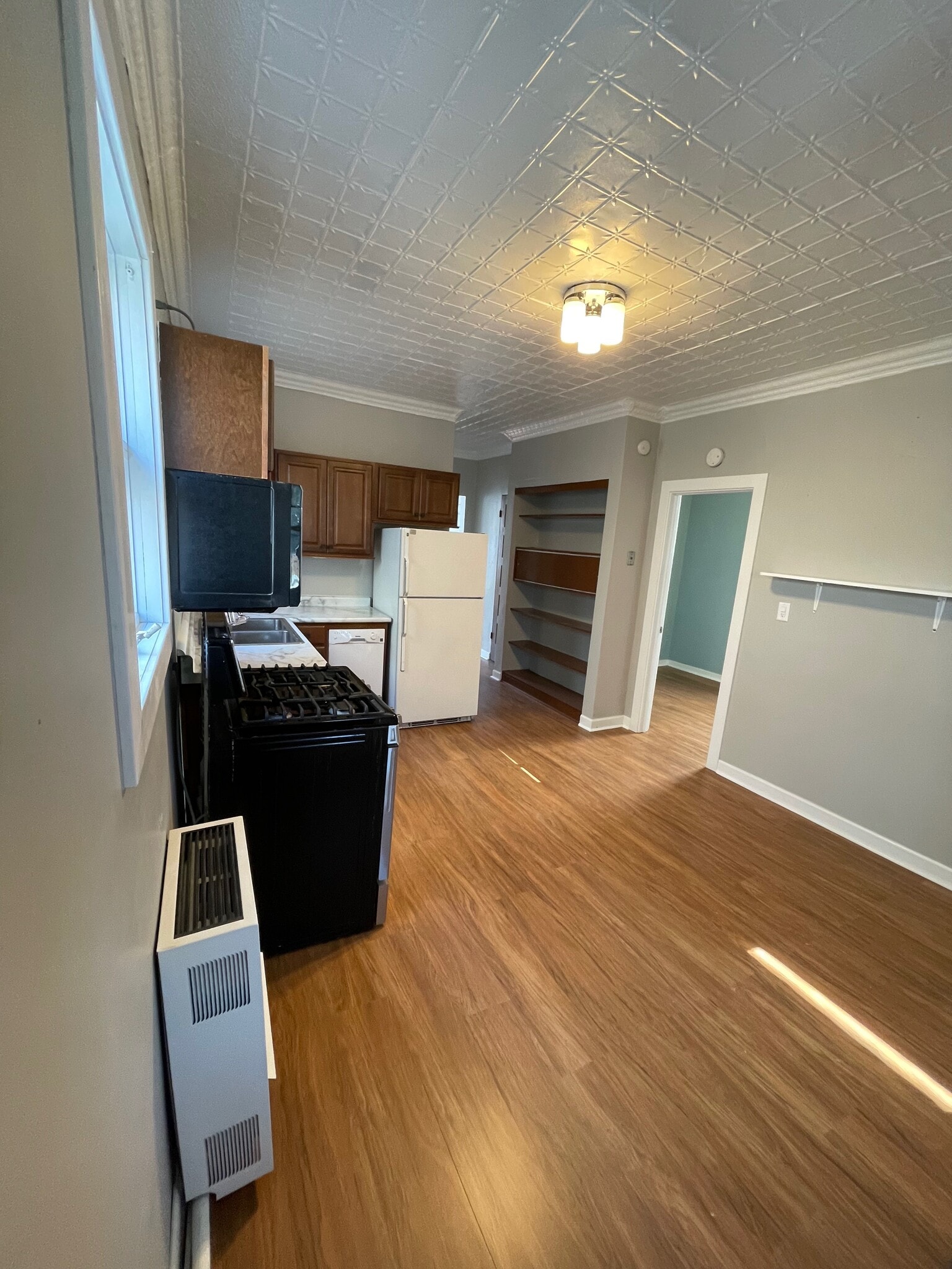 Unit 2 - Kitchen - 2733 N Ridgeway Ave