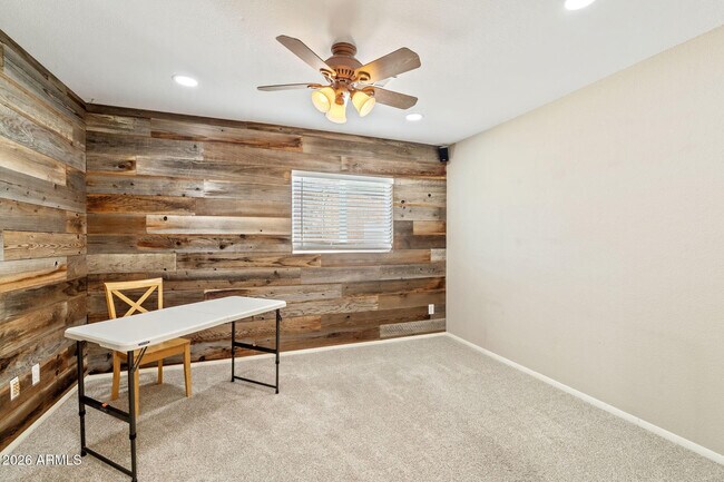 Building Photo - 3007 N 84th Pl