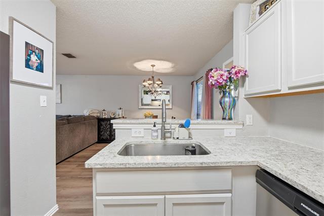 Building Photo - 5728 Giddyup Ln