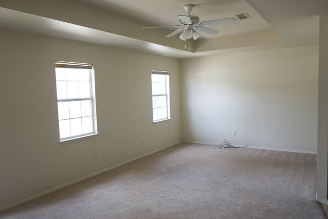 Building Photo - Indian Lake Subdivision - 2 Bedroom, 2 Bat...