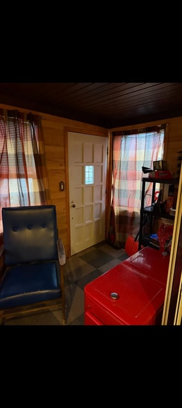 Building Photo - 28 N 7th Ave