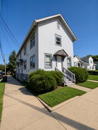 Building Photo - 2441 St Xavier St