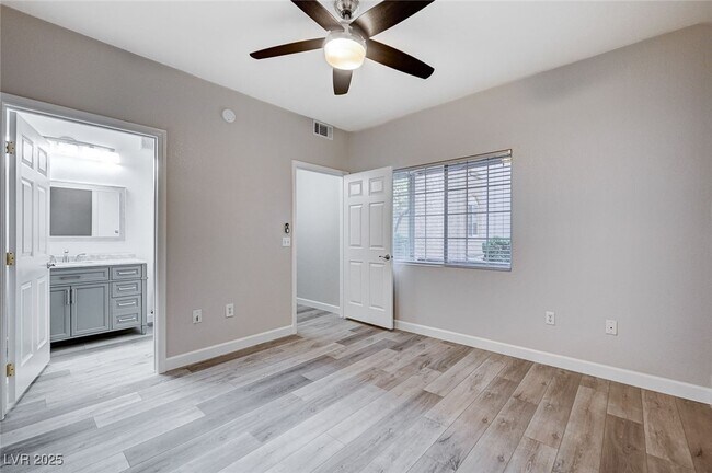 Building Photo - 75 N Valle Verde Dr