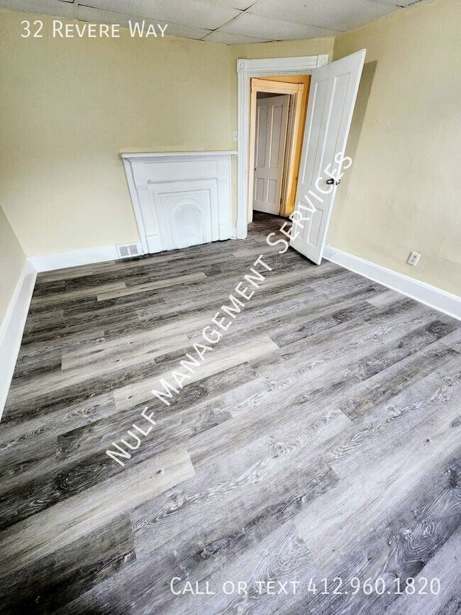 Building Photo - 32 Revere Wy