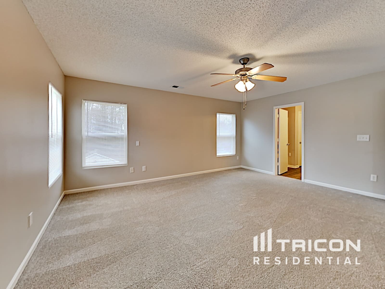 Building Photo - 4332 Stone Mountain Dr