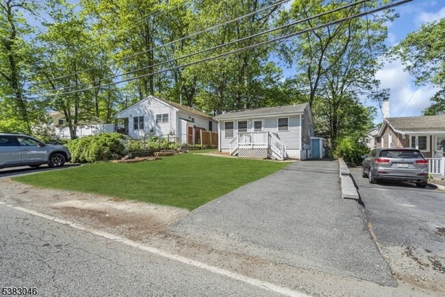 Building Photo - 406 Brooklyn Mountain Rd