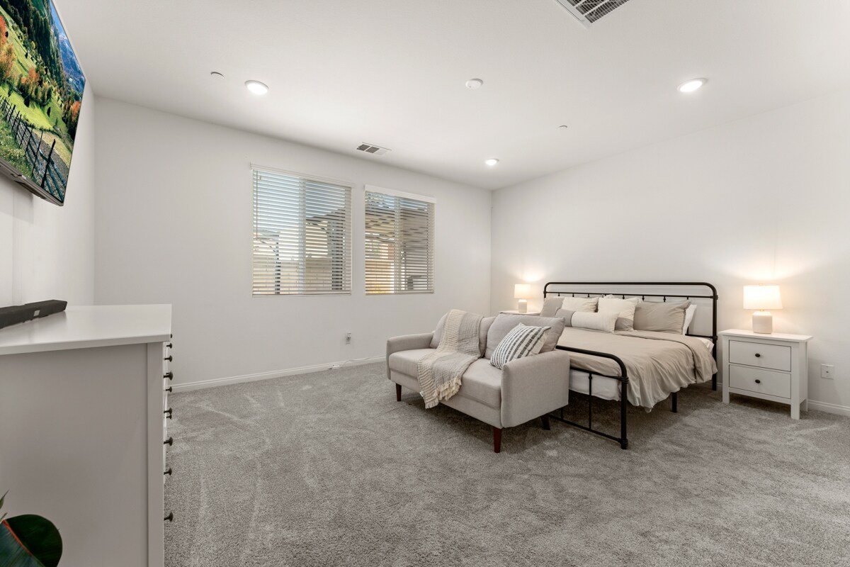 Building Photo - 14623 Gulfstream Ln