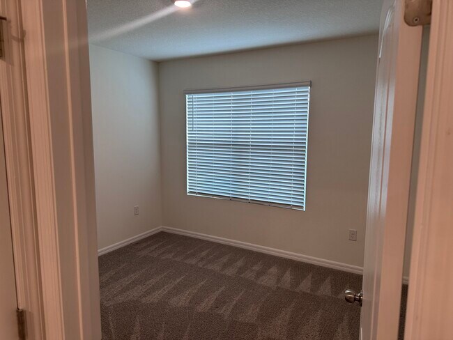Building Photo - 34 Honeybell Wy
