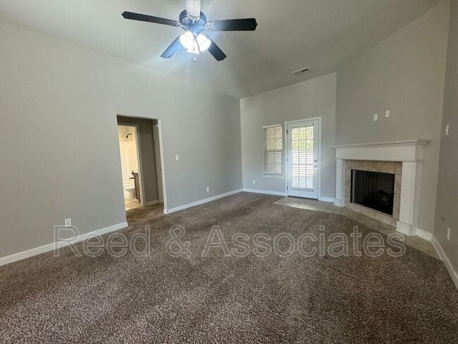 Building Photo - 1369 Switzer Dr