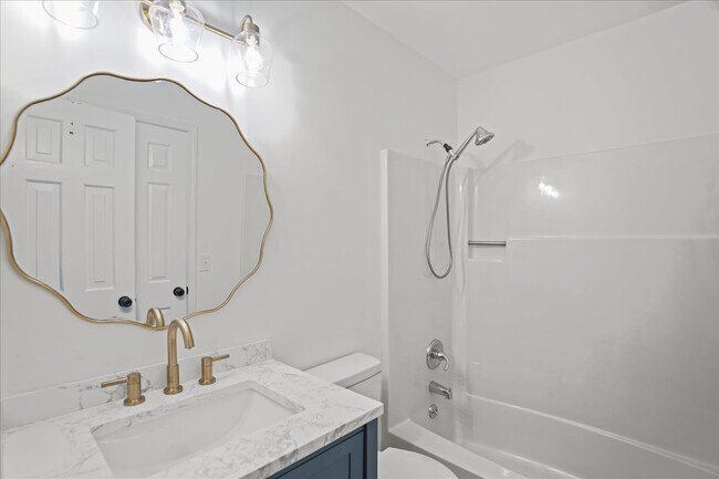 Building Photo - 2321 Queen Ann Rd