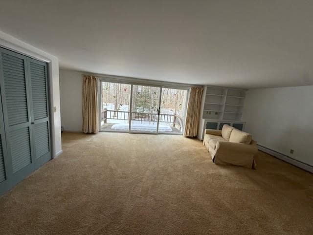 Building Photo - 326 Old Main St