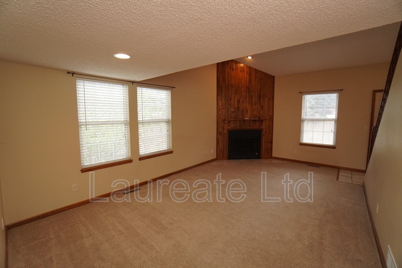 Building Photo - 5474 W Canyon Trail