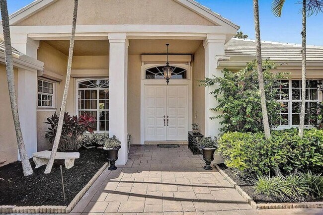 Building Photo - 9119 Baybury Ln