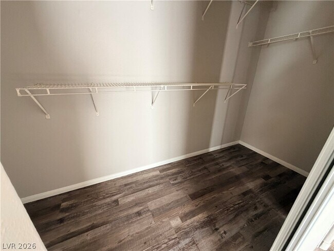 Building Photo - 765 Donelle Ave