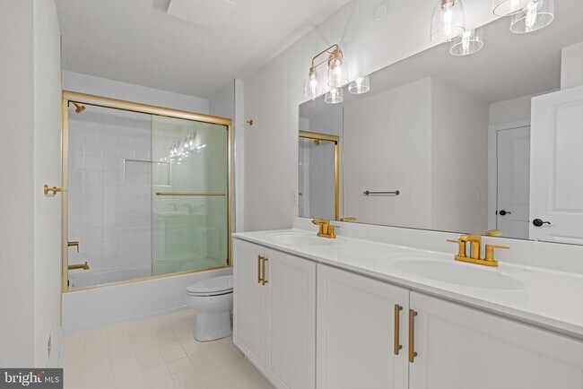 Building Photo - 46 Parry Wy