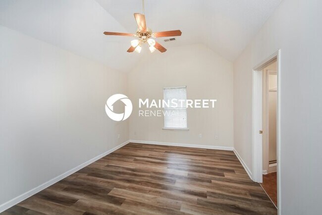 Building Photo - 4 Bedroom Pet-Friendly Home in OLIVE BRANCH, MS with Main Street Renewal