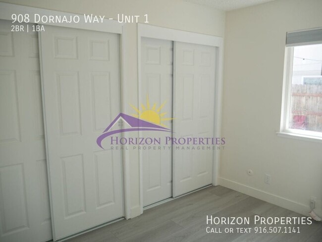 Building Photo - 908 Dornajo Way