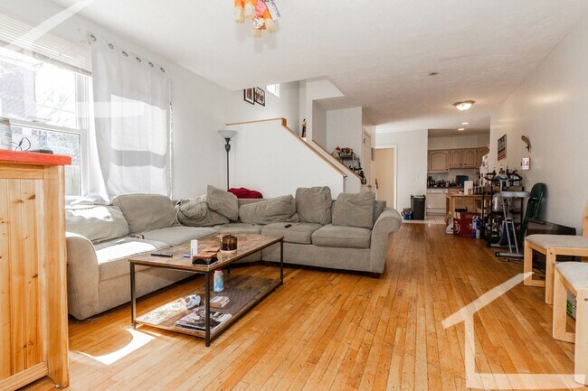 Building Photo - Large Townhouse in Allston, Parking Included, Laundry is in the Unit, Central Heat/AC, Deck