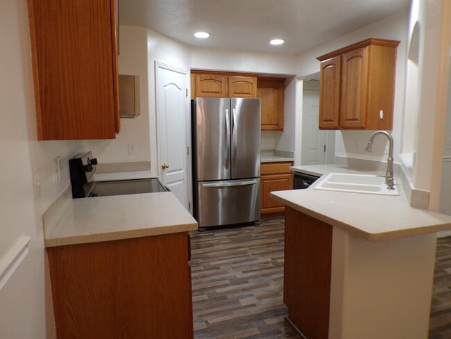 Building Photo - 1464 S Silver Maple Ct